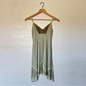 DKNY Green Slip Floral Patterned Small